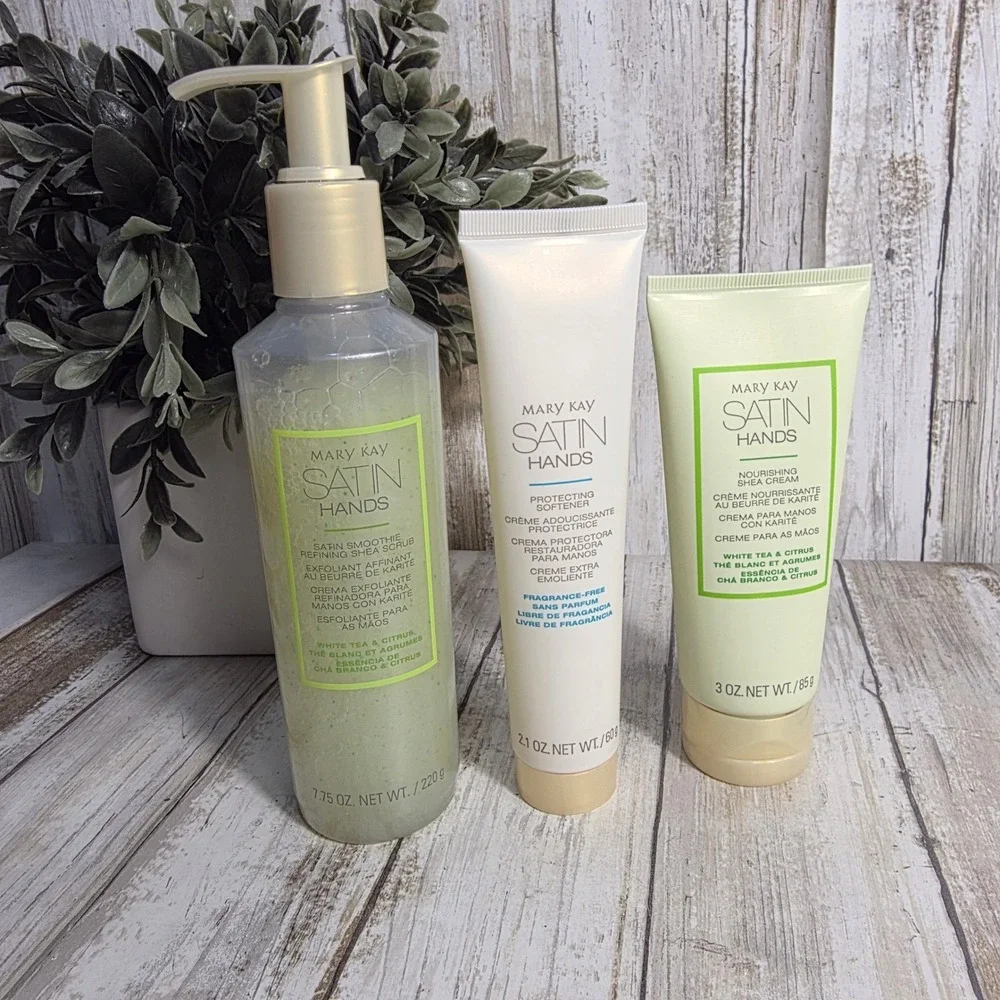 Mary Kay Satin Hands Pampering Set White Tea & Citrus Shea Butter 3pc Gift Bag